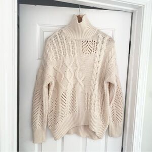Athleta Cream Cable Knit Turtleneck Sweater Wool/Cashmere Oversized XS